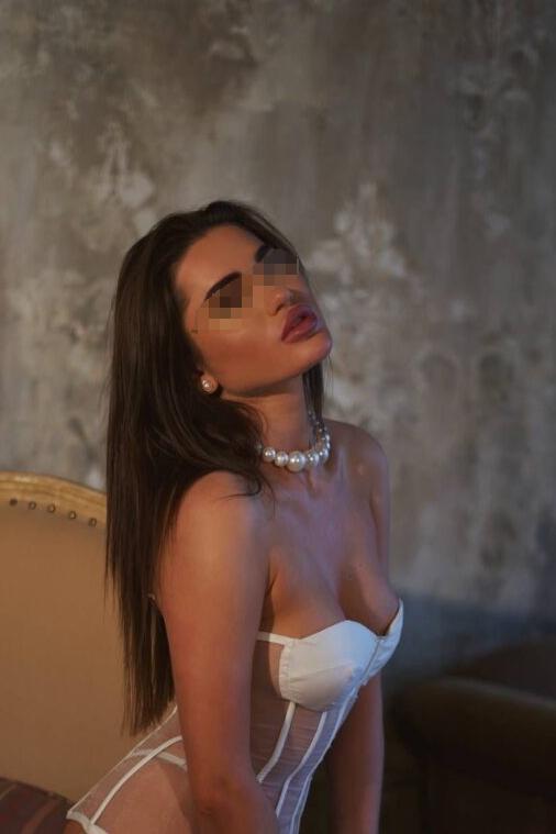 Индивидуалка Инга Шатенка c 3 размером груди у метро Достоевская Санкт-Петербург Фото - 3