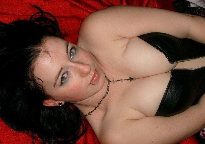 Индивидуалка Надюша Брюнетка c 4 размером груди у метро Владимирская Санкт-Петербург Фото - 7